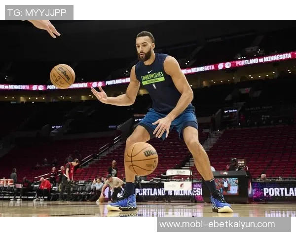 戈贝尔表现平平仅得6分8篮板球队失利显得毫无存在感 戈贝尔表现平平仅得6分8篮板球队失利显得毫无存在感