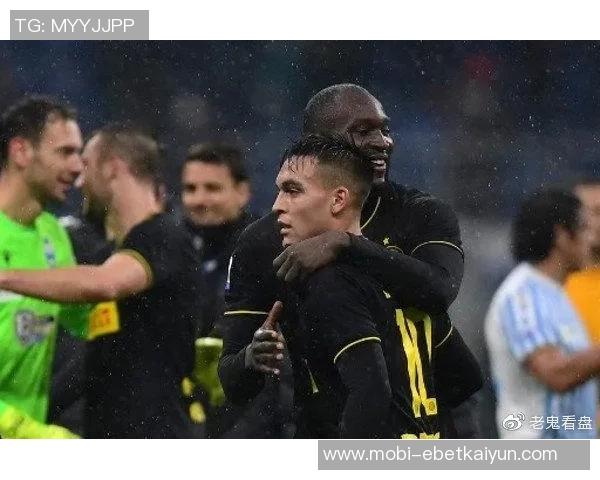 贝隆盛赞劳塔罗为顶级前锋尼科帕斯未来可期成星